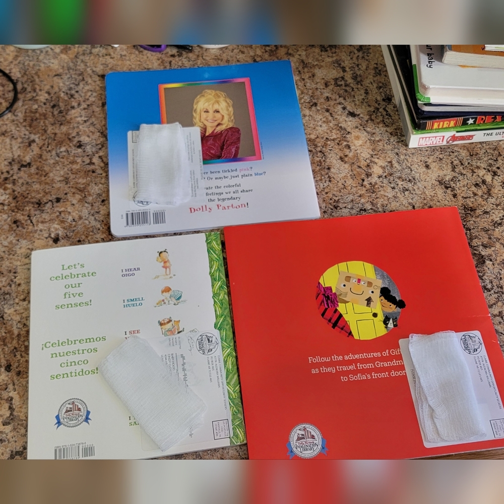 Children's Book Bundle - Picture 2 of 2